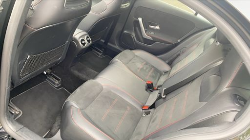 Mercedes Classe A 200 163 7G-DCT - Amg Line + – 2019 – 53175 km – Essence – Boîte Automatique — photo 20