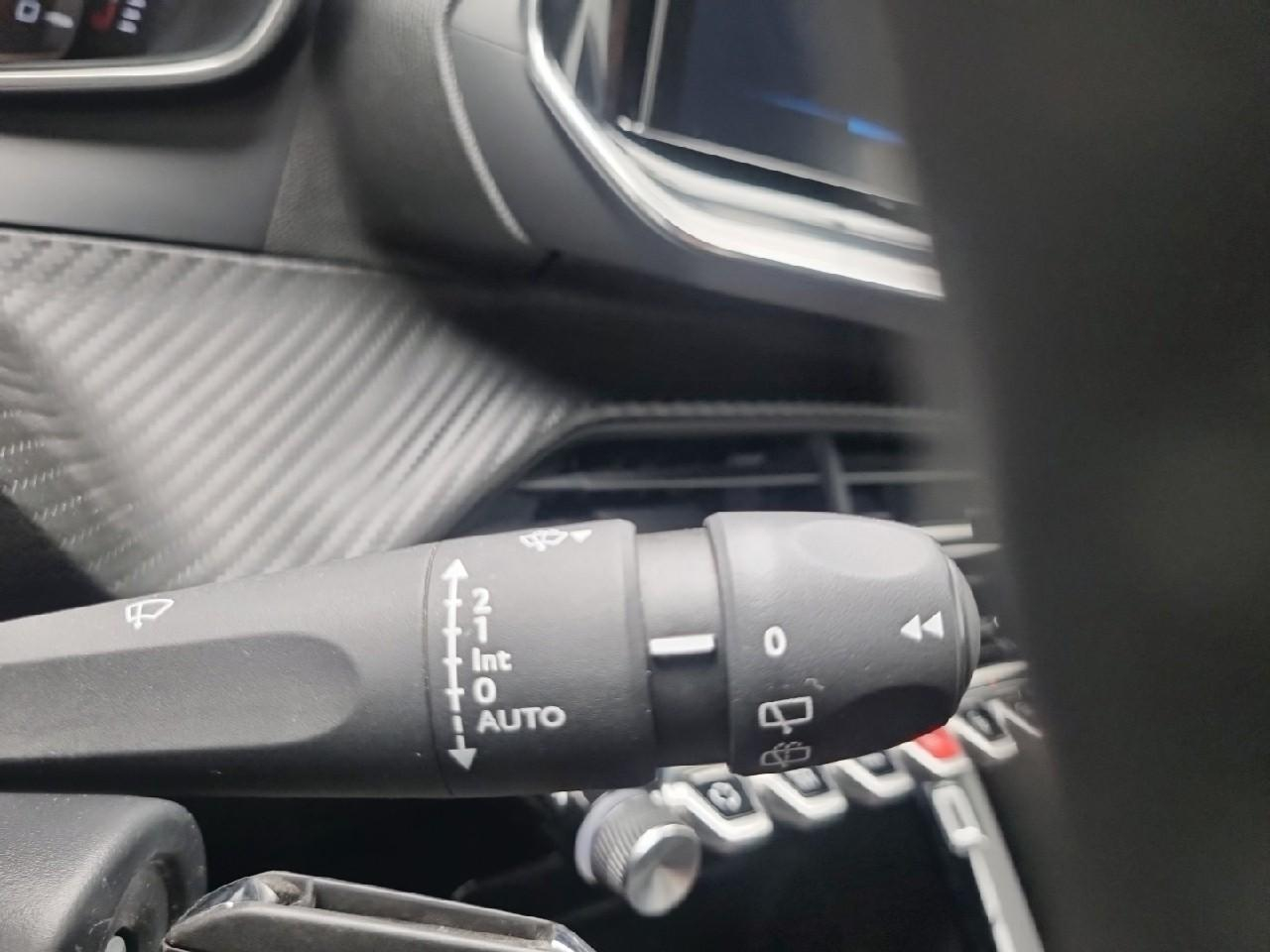 Peugeot 2008 100 s&s bvm6 style — photo 24