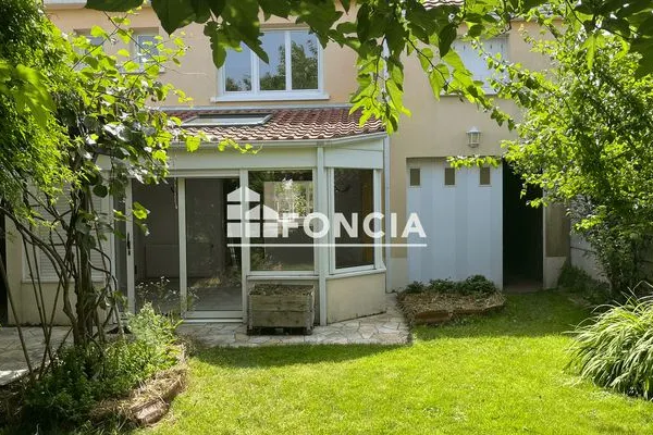 Maison 5 pièces 142 m²