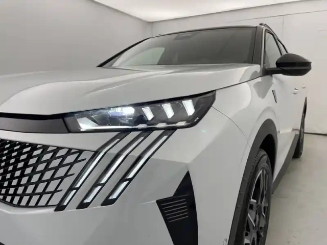 Peugeot 5008 hybrid 145 e-dcs6 — photo 56