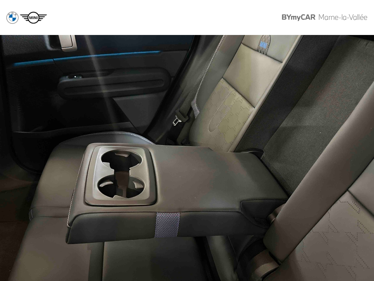 Mini Countryman C — photo 32