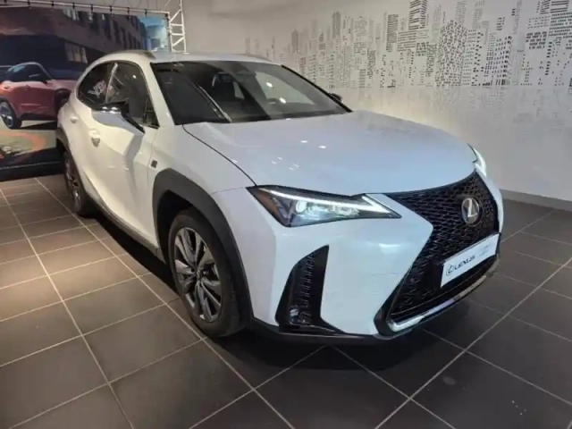 Lexus Ux 300h f sport design 2wd mc25