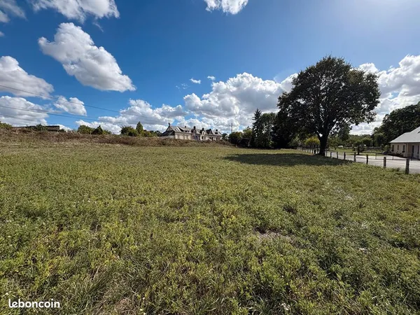 Terrain 3147 m² LE BOURGNEUF LA FORET