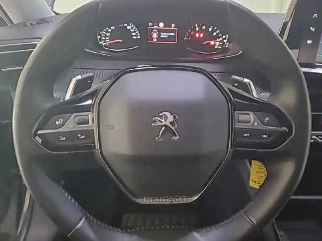 Peugeot 2008 puretech 130 s&amp;s eat8 — photo 30