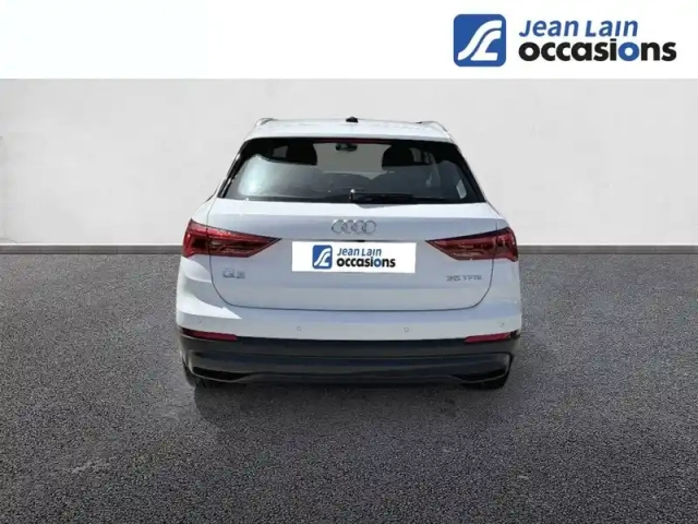 Audi Q3 35 tfsi 150 ch s tronic 7 — photo 6