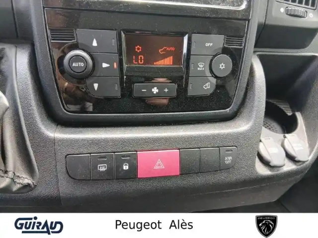 Peugeot Boxer tole 3.3 t l2h2 bluehdi 140 s&amp;s bvm6 — photo 19