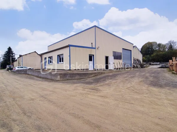 Fonds de commerce 2 pièces 820 m²