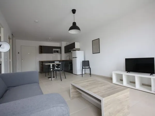 Lumineux appartement de type 2 dans un immeuble neuf