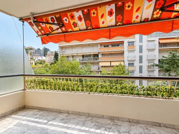 Studio 1 pièce 24 m²