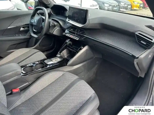 Peugeot 2008 hybrid 136 e-dcs6 — photo 8