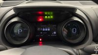 Toyota Yaris 116h Iconic 5p — photo 10