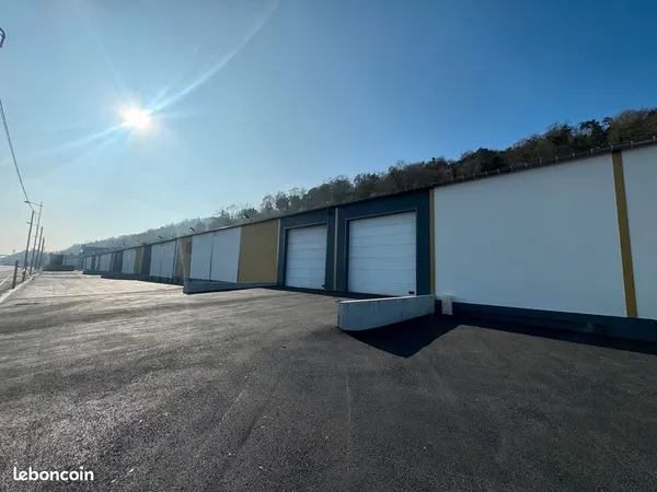 Entrepôt de stockage