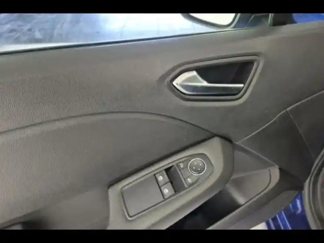 Renault Clio 1.5 blue dci 100ch evolution — photo 13