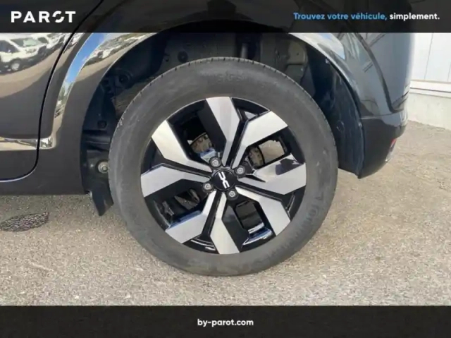 Dacia Sandero 1.0 tce 90ch journey — photo 14