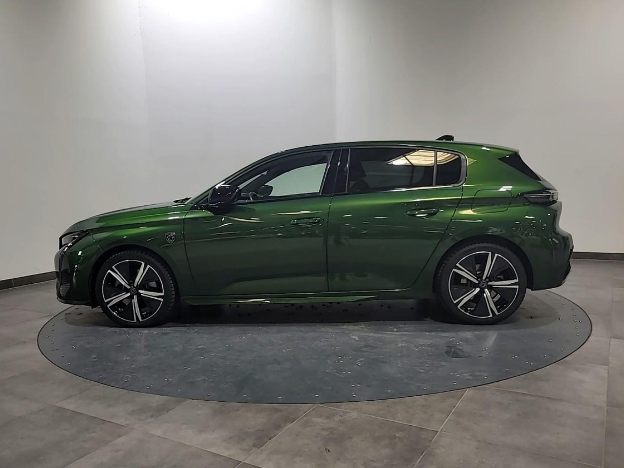 Peugeot 308 phev 225 e-eat8 gt — photo 2