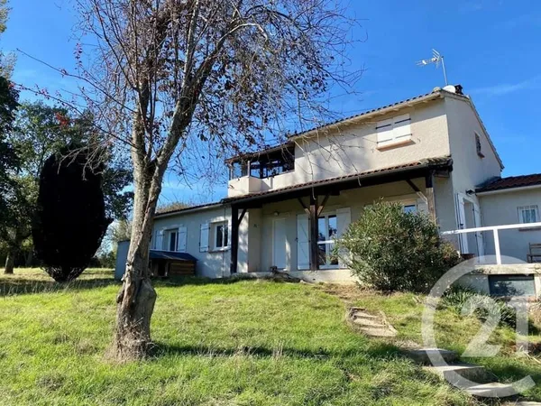 Maison 7 pièces 250 m²
