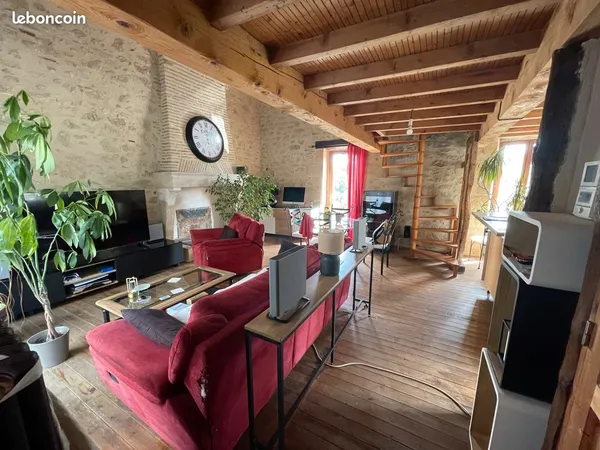 Nouvelle colocation dans loft de 100 m2 pour 3 personnes