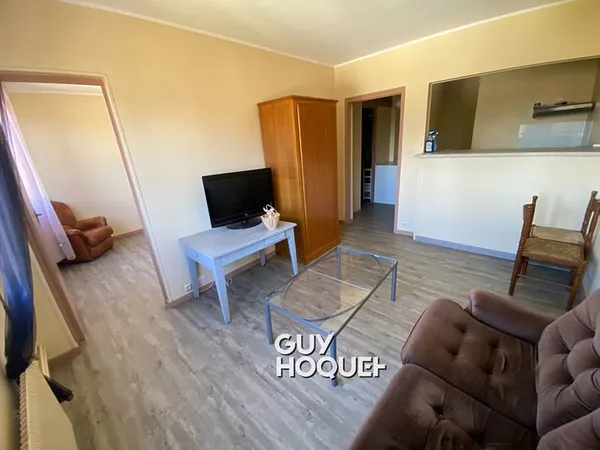 À LOUER - APPARTEMENT MEUBLÉ À GUEUGNON