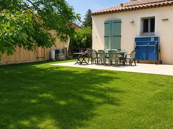 Le Val, Maison T4 110 m² (92 m² + extension), terrain 1000 m², climatisation, photovoltaïque, garage