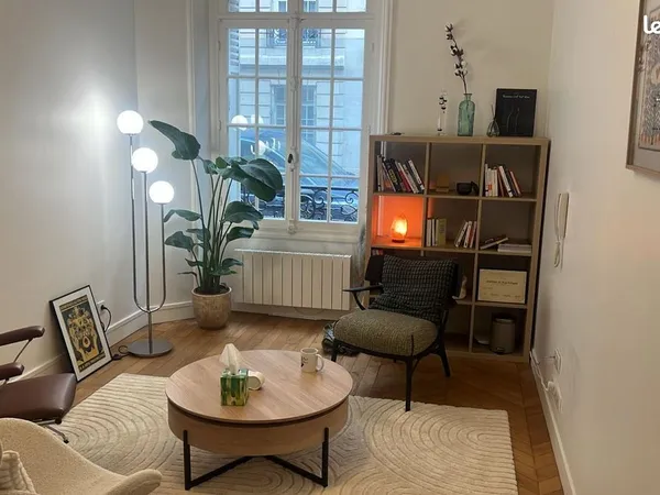 🌿 Bureau de psychologie à sous-louer - Paris 7e