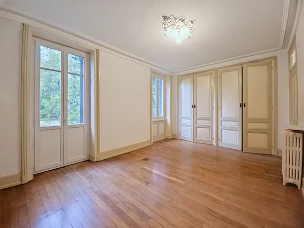 Appartement Bourg En Bresse 6 pièce(s) 140.28 m2
