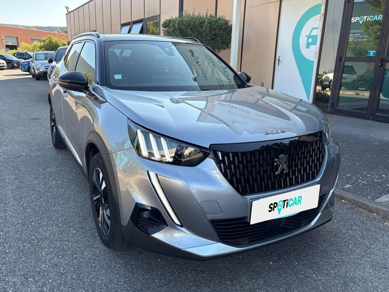Peugeot 2008 puretech 130 s&s eat8 gt — photo 3