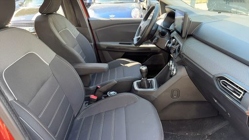 Dacia Jogger TCE 110 7 PLACES SL EXTREME + - Sl Extreme + – 2022 – 44771 km – Essence – Boîte Manuelle — photo 22