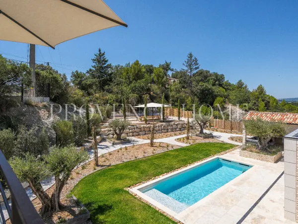 Maison 6 pièces 147 m²