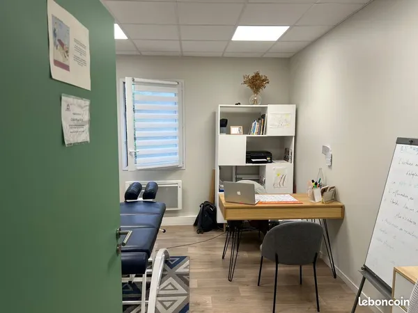 Bureau 14m² Rennes / Longs Champs