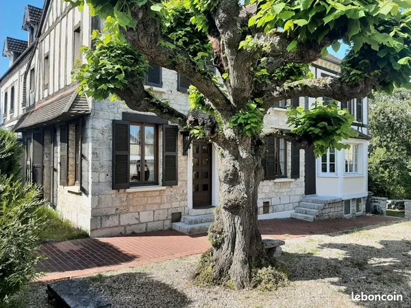 Particulier vend maison Vernon Centre 7 pièces avec jardin
