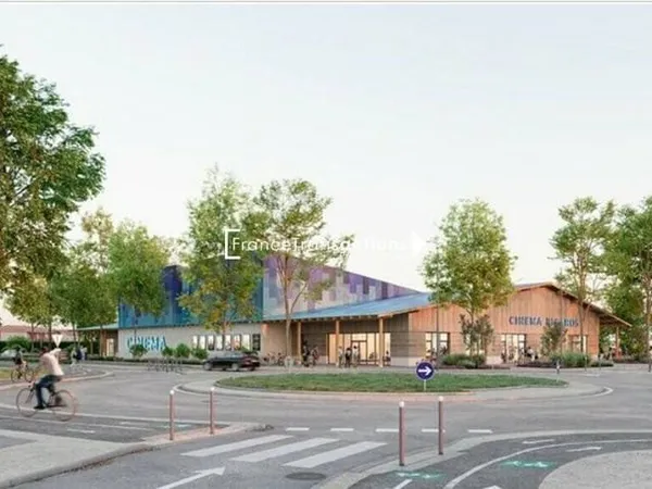 Local commercial 415 m²