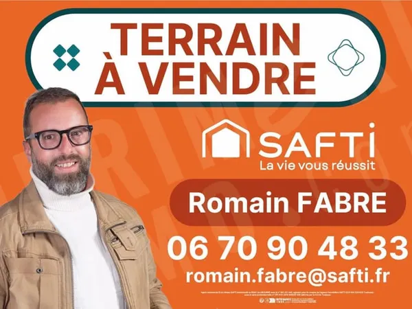 Terrain de 723m2 constructible « Libre de Constructeur »