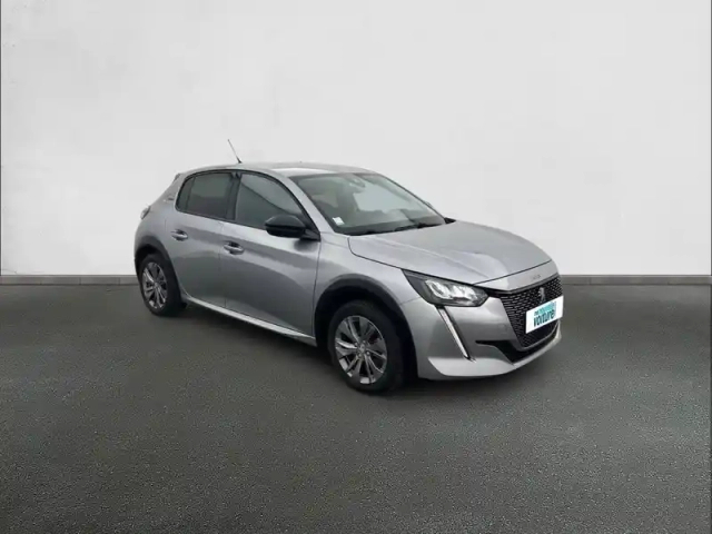 Peugeot 208 electrique 50 kwh 136ch — photo 24