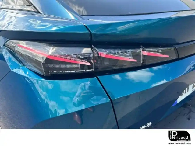 Peugeot 408 phev 225 e-eat8 — photo 28
