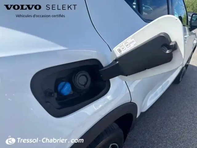 Volvo Xc40 d3 adblue 150 ch geartronic 8 r-design — photo 25