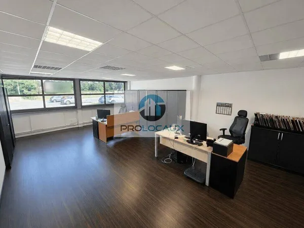 Bureau 89 m²