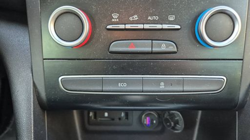 Renault Megane 1.2 TCe 130 EDC7 - Intens – 2017 – 123966 km – Essence – Boîte Automatique — photo 13
