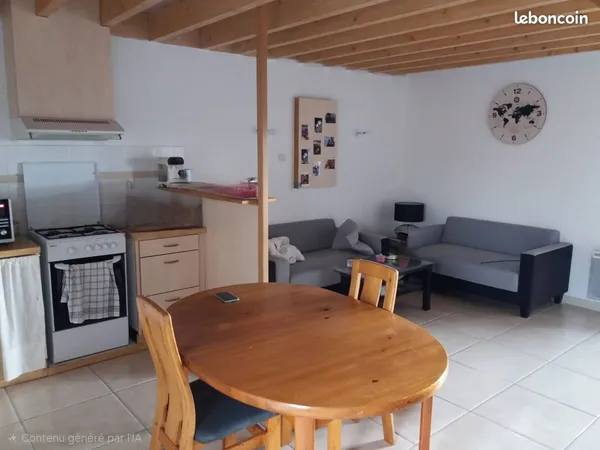 Appartement très calme T2 avec parking à 200 mètres du centre ville Ernée