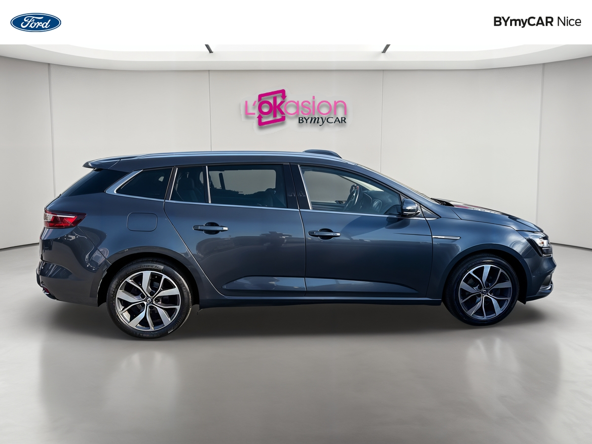 Renault Mégane IV Estate dCi 110 Energy — photo 6