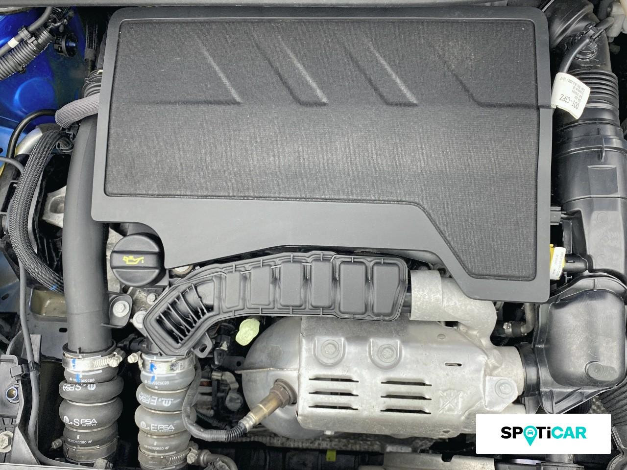 Peugeot 2008 1.2 puretech 130ch s&s allure pack — photo 20