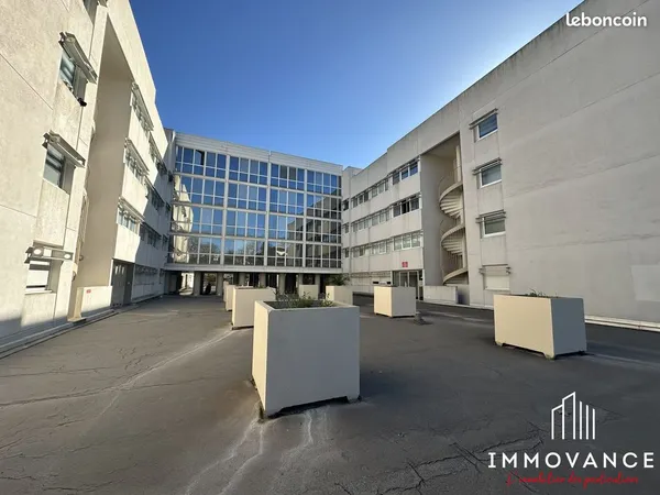 Studio 1 pièce 19 m²