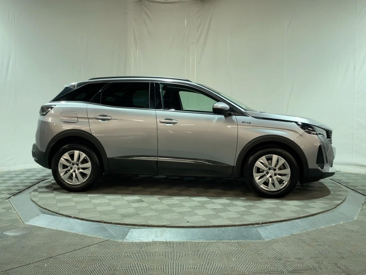Peugeot 3008 puretech 130ch s&s bvm6 style — photo 6