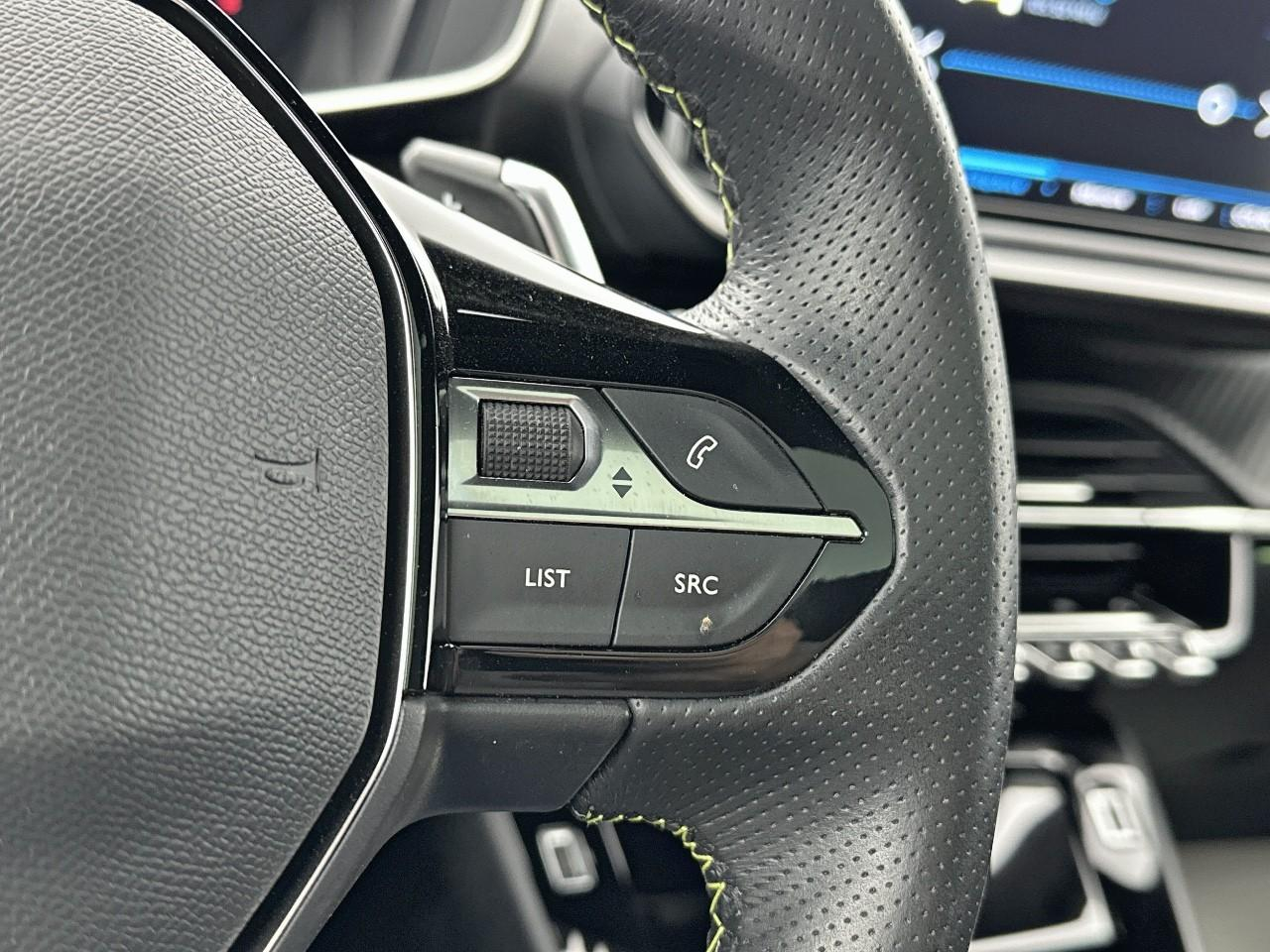 Peugeot 2008 puretech 130 s&s eat8 gt — photo 18