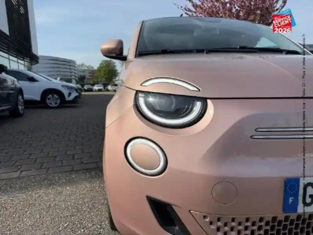 Fiat 500 e 118ch icône plus (pack style) — photo 13