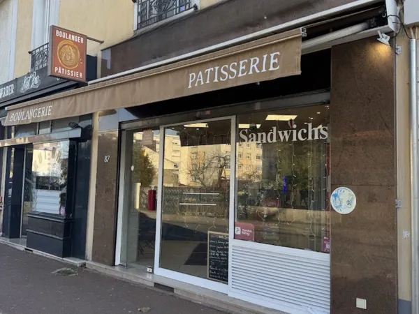Local commercial 2 pièces 80 m²