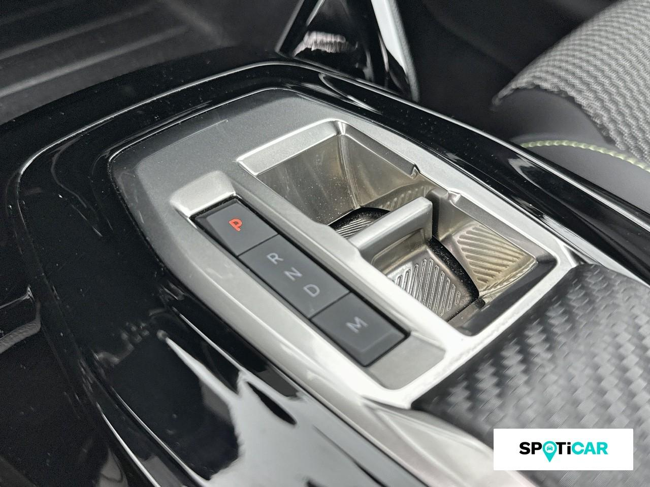 Peugeot 208 1.2 hybrid 145ch gt e-dcs6 — photo 14