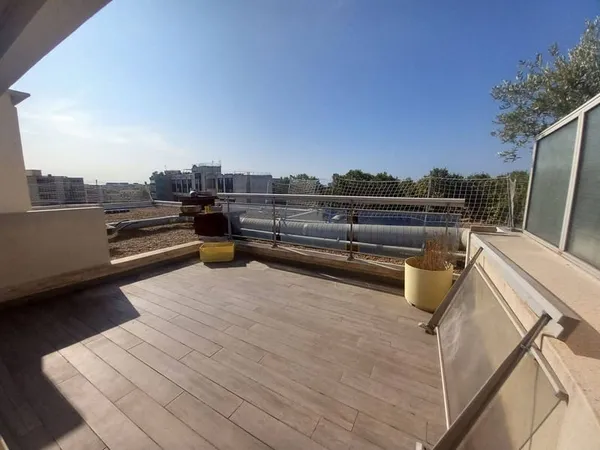 Duplex 2 pièces 66 m²