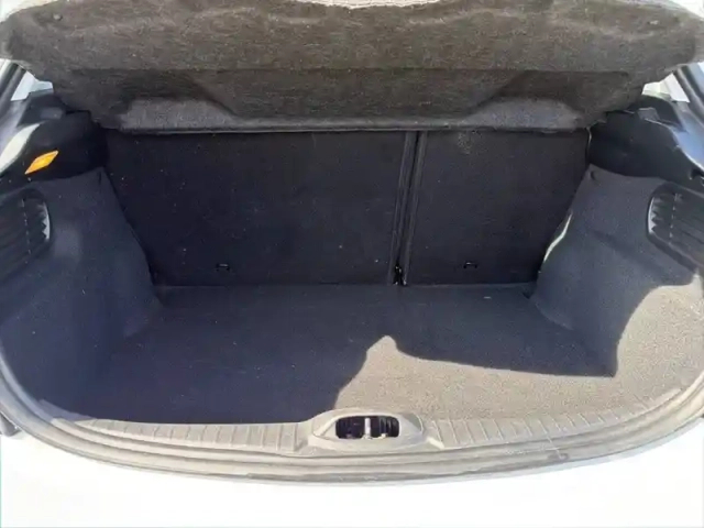 Peugeot 208 puretech 82ch s&amp;s bvm5 — photo 6