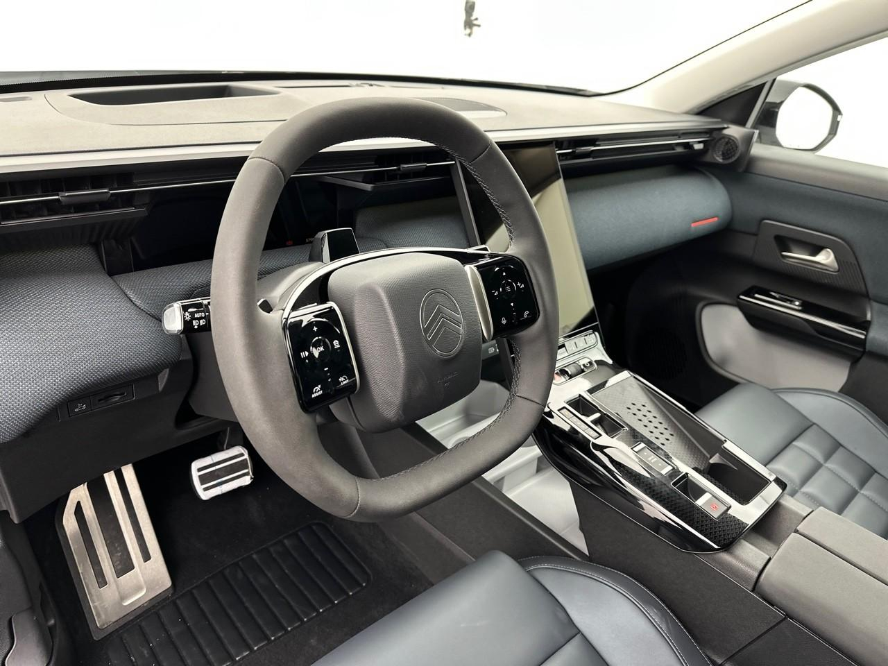 Citroën C5 Aircross hybride 145 ch e-dcs6 max — photo 8