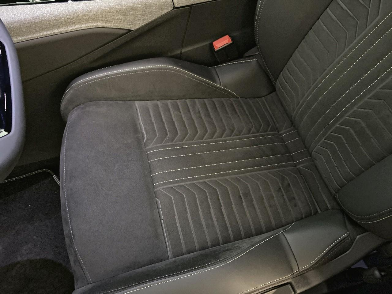 Peugeot 5008 hybrid 145 ch e-dcs6 gt — photo 9